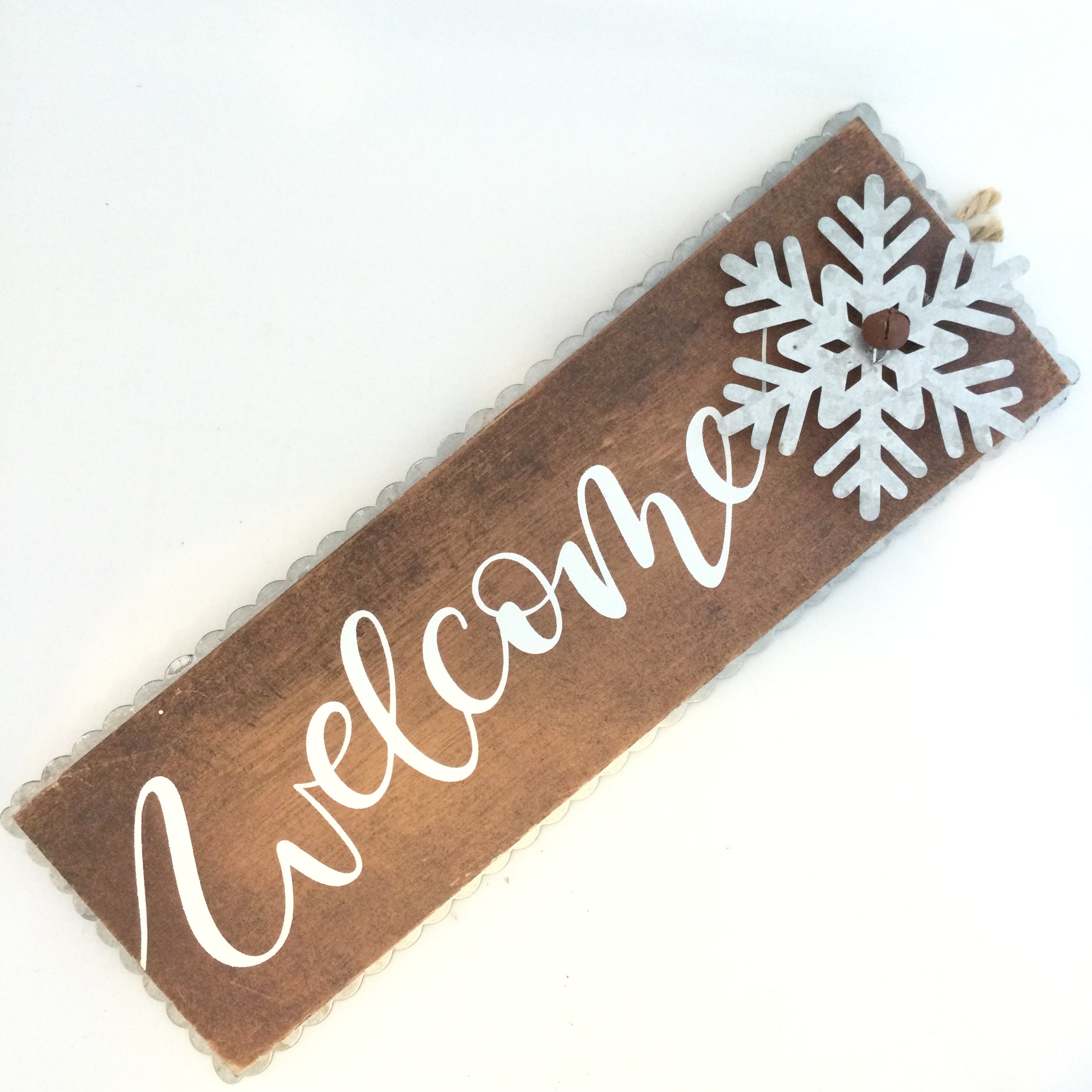 Hanging Christmas Plaque - Welcome