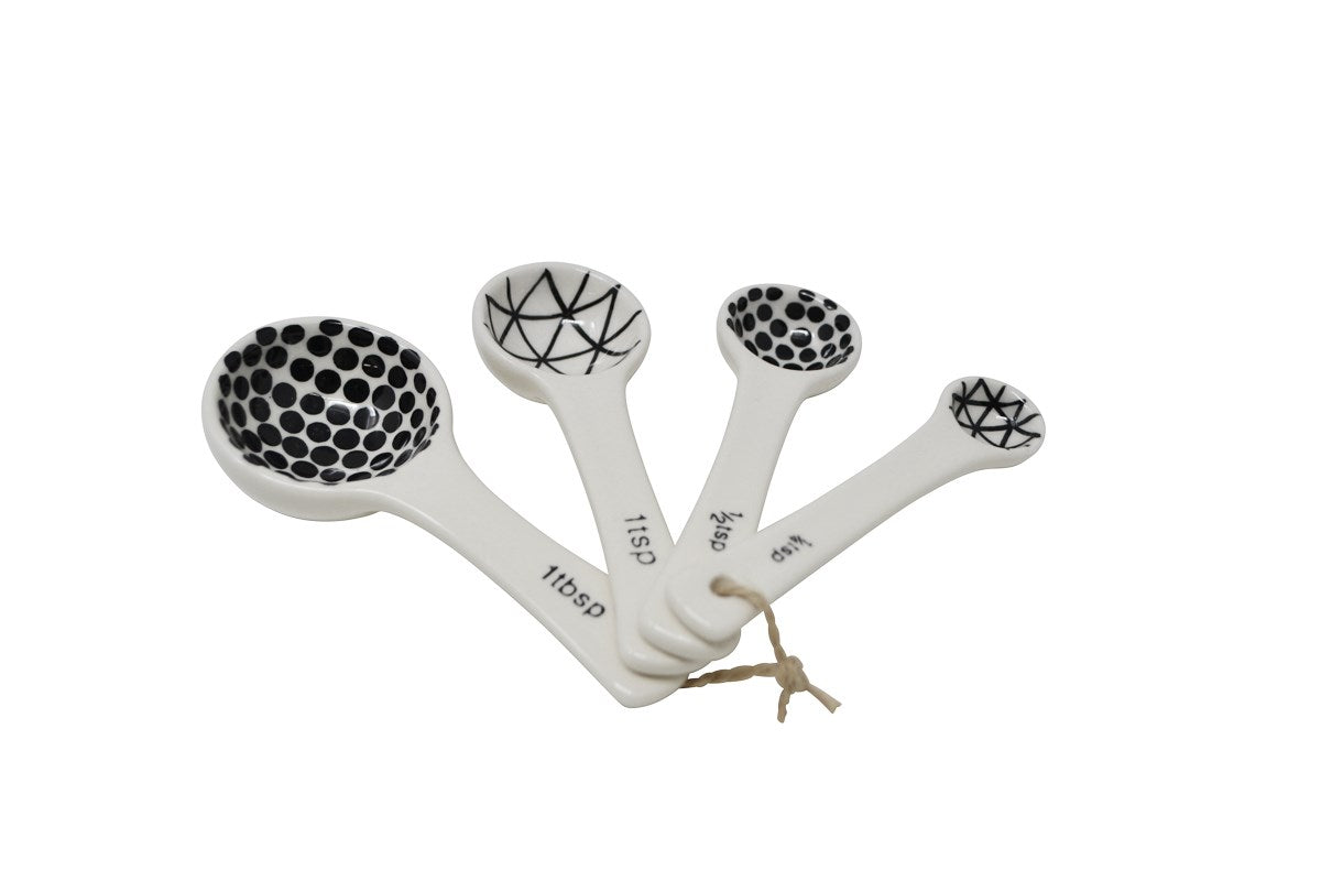 Measuring Spoons - Black & White